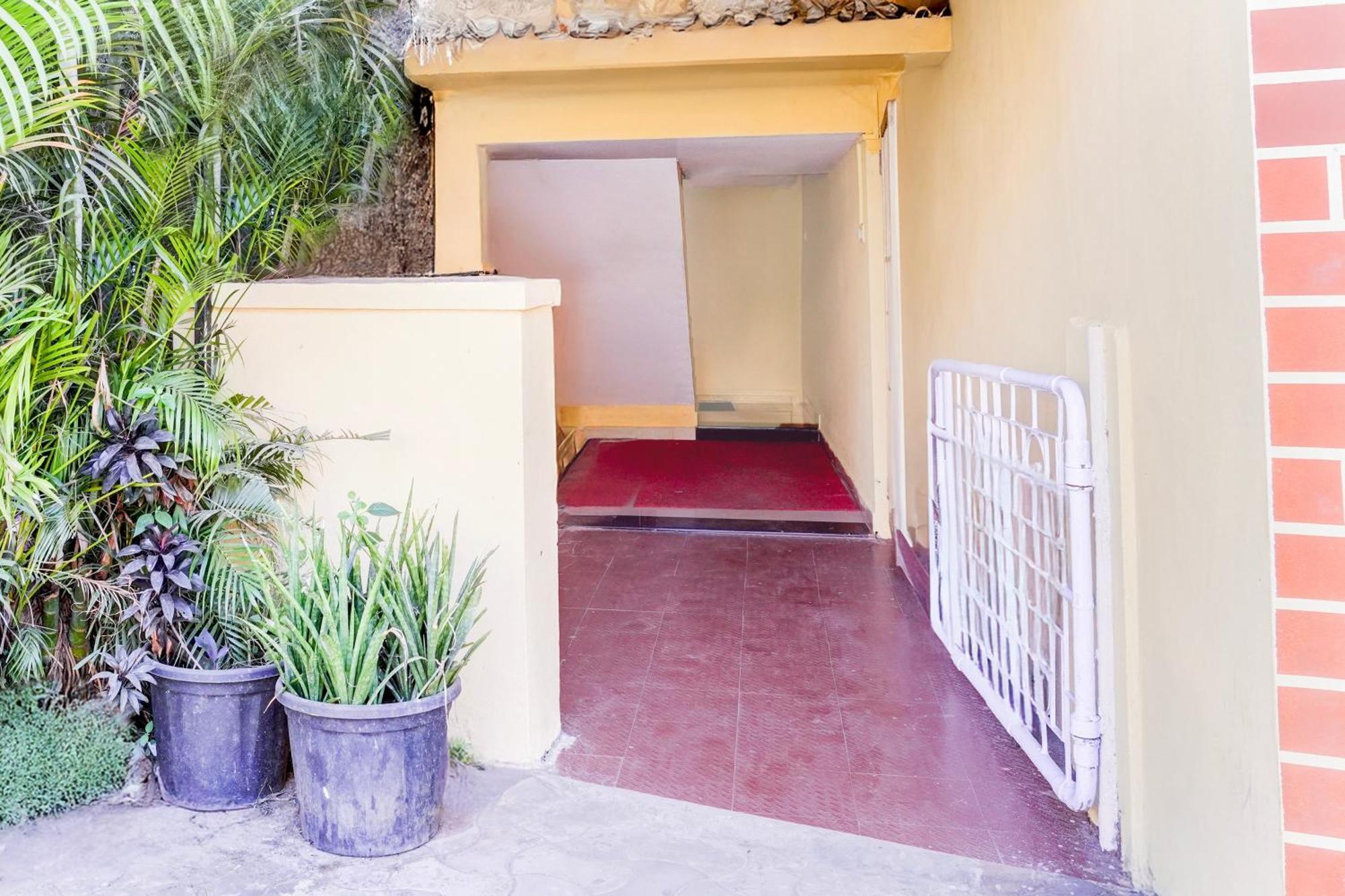 Flagship 4195 Clausil Inn Taleigao Exterior foto